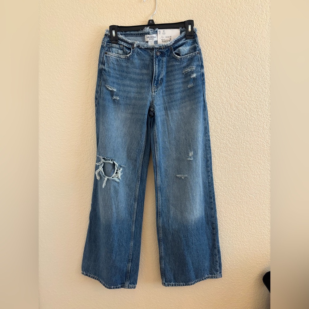 Arizona baggy Distressed Blue Jeans NWT